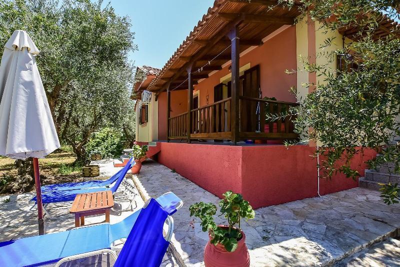 Porto Giardino Apartments Psarou  ภายนอก รูปภาพ