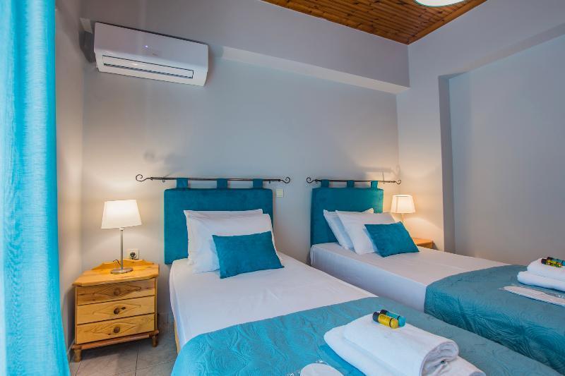 Porto Giardino Apartments Psarou  ภายนอก รูปภาพ