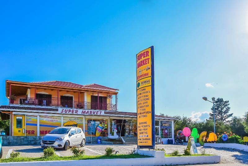 Porto Giardino Apartments Psarou  ภายนอก รูปภาพ