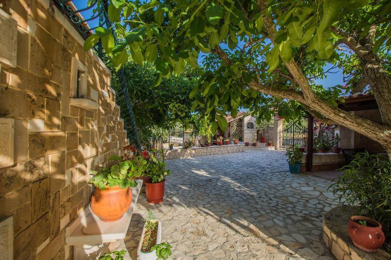 Porto Giardino Apartments Psarou  ภายนอก รูปภาพ